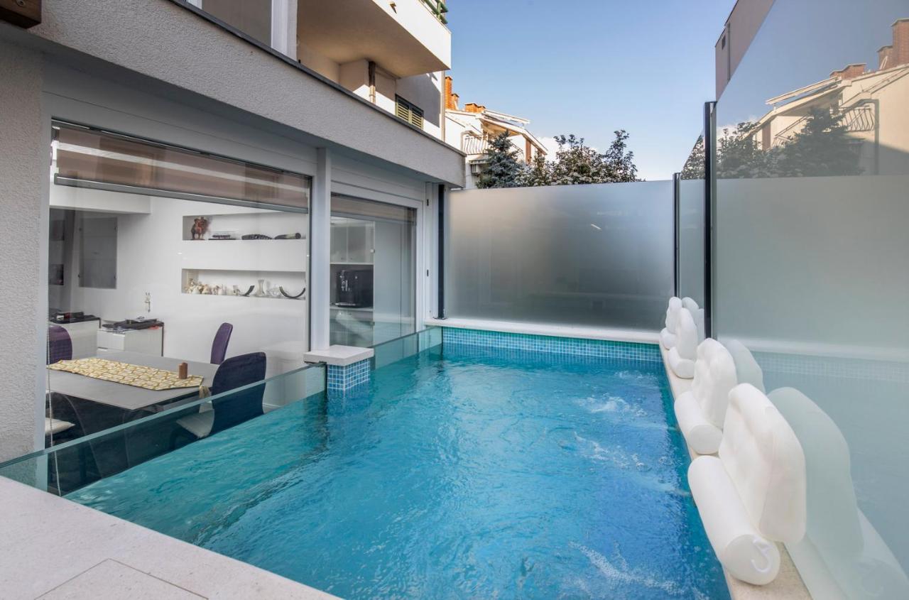 Luxury Apartment Martinis With Pool Split Extérieur photo